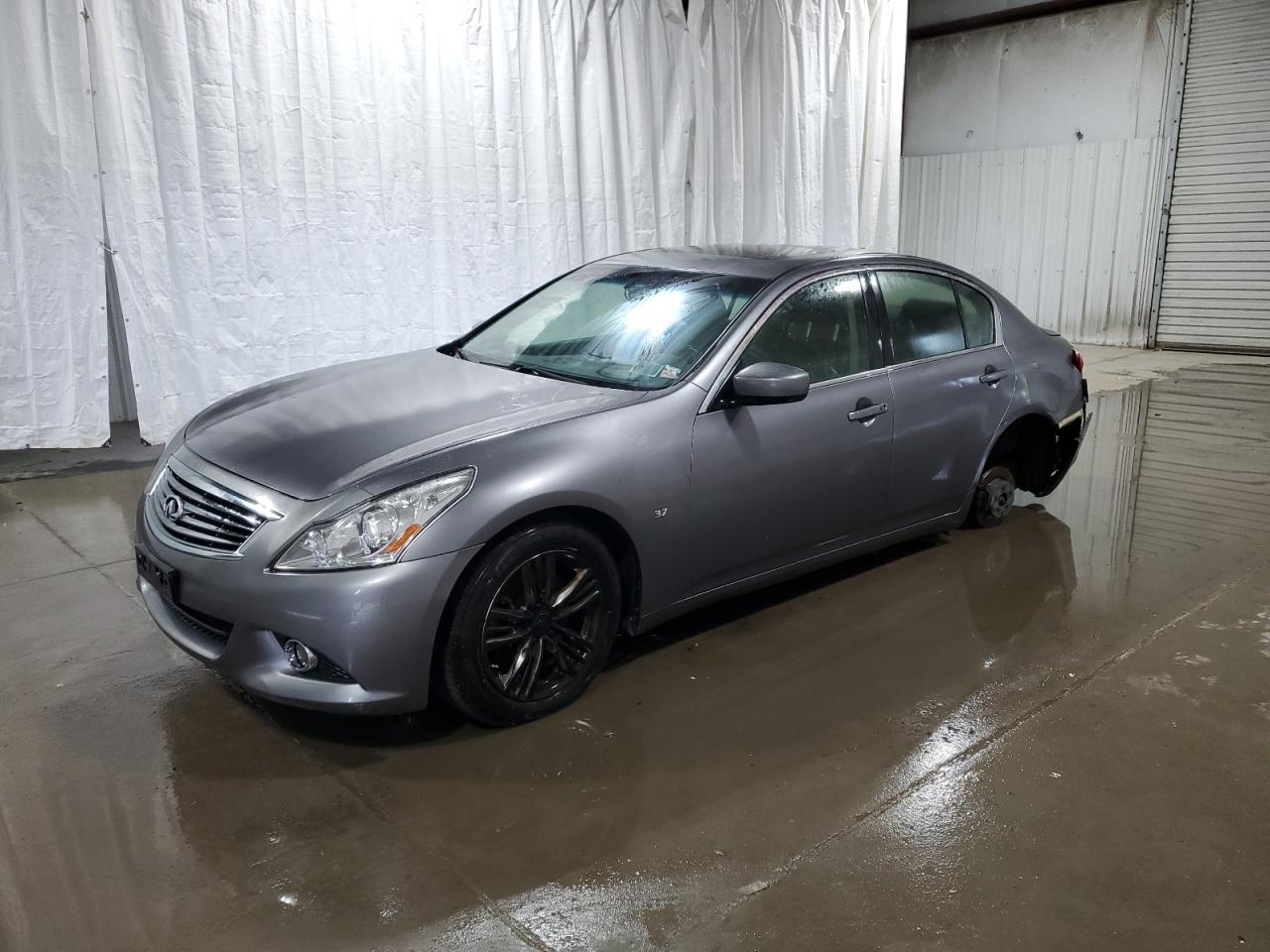 INFINITI Q40 2015. Lot# 71832755. VIN JN1CV6AR7FM520179. Photo 1