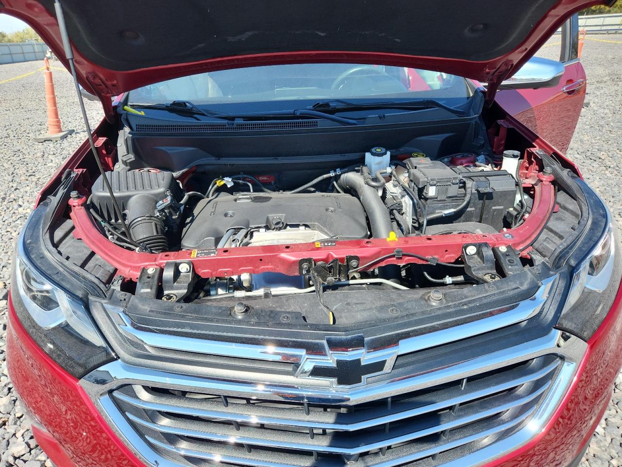 2020 Chevrolet Equinox Premier VIN: 3GNAXYEX0LS606584 Lot: 81235695