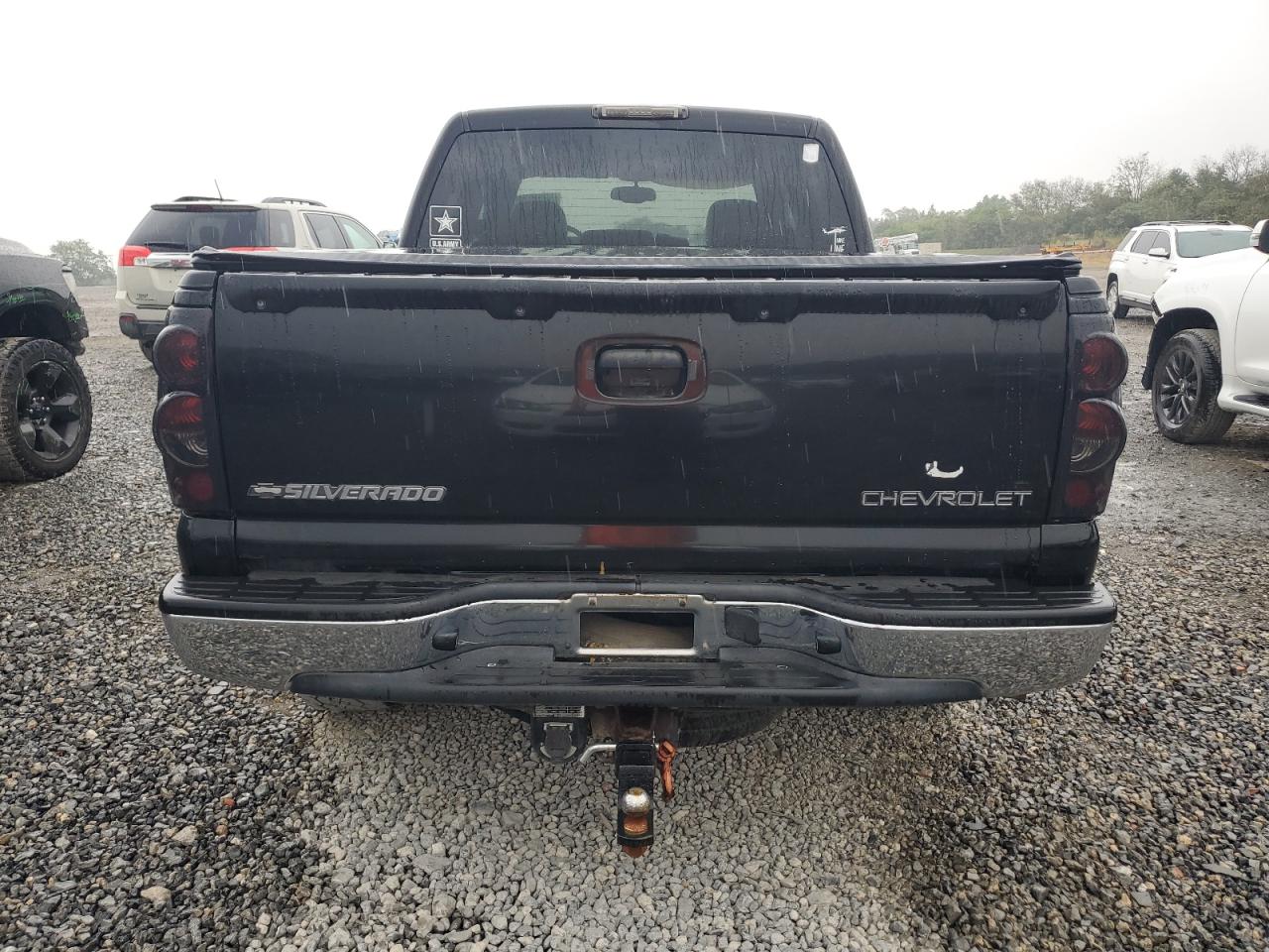 2004 Chevrolet Silverado K1500 VIN: 2GCEK13T741406041 Lot: 83889705