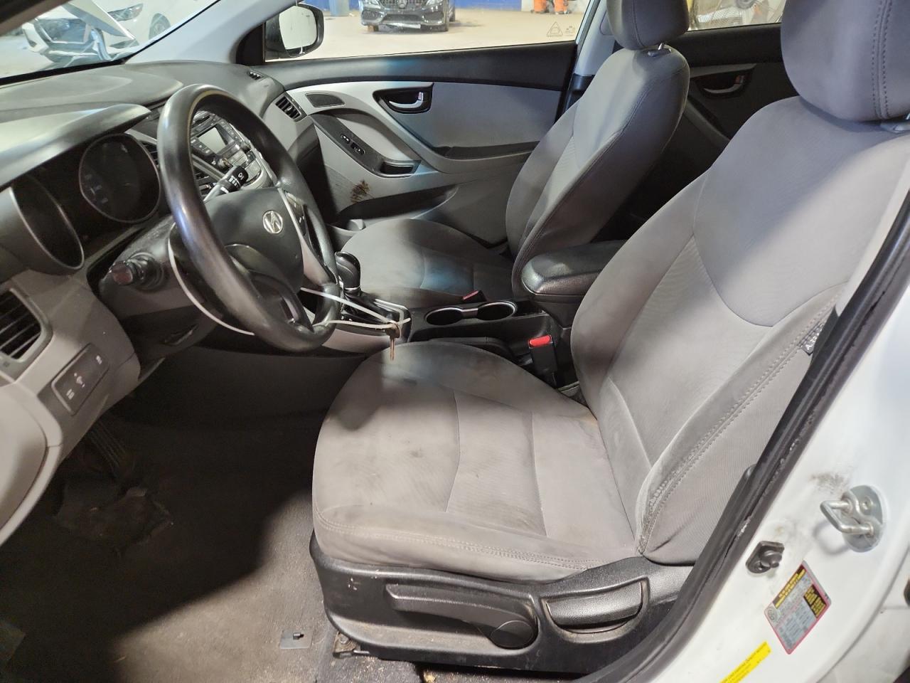 2015 Hyundai Elantra Se VIN: 5NPDH4AE4FH579680 Lot: 81207425