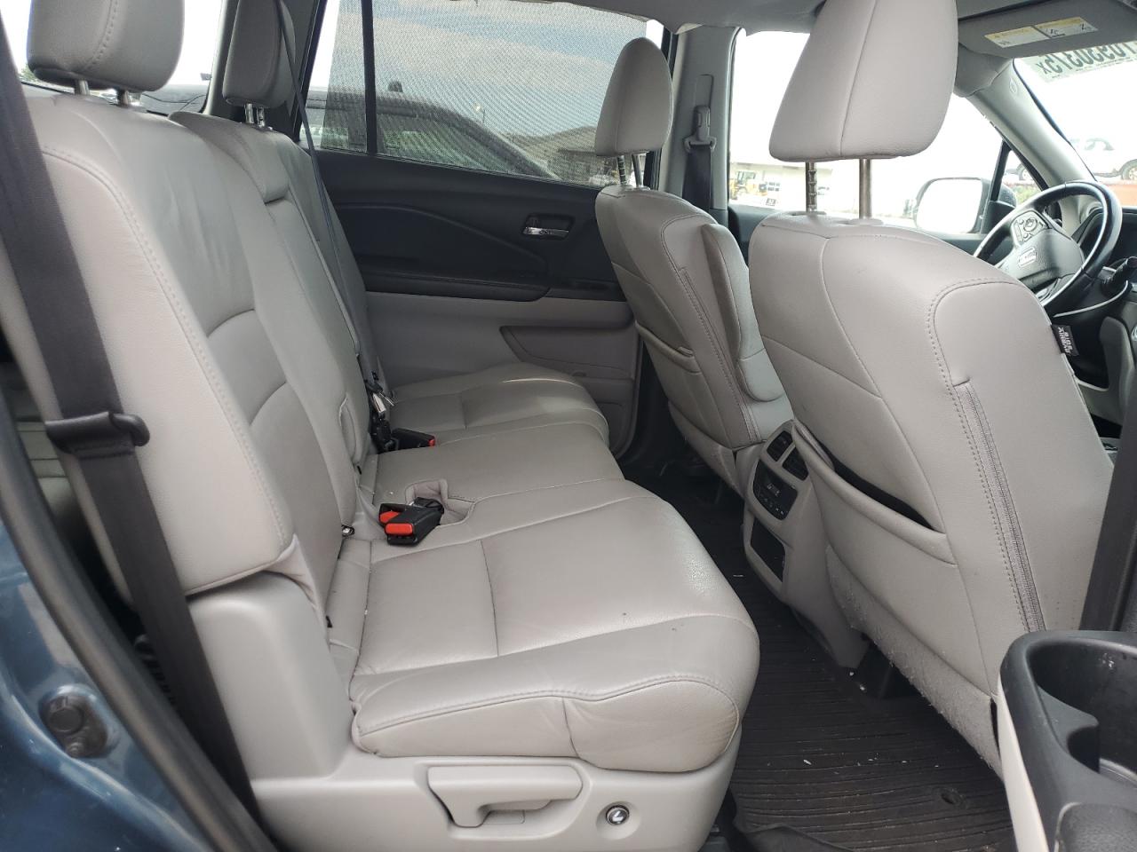 2022 Honda Pilot Exl VIN: 5FNYF6H50NB031990 Lot: 70930375