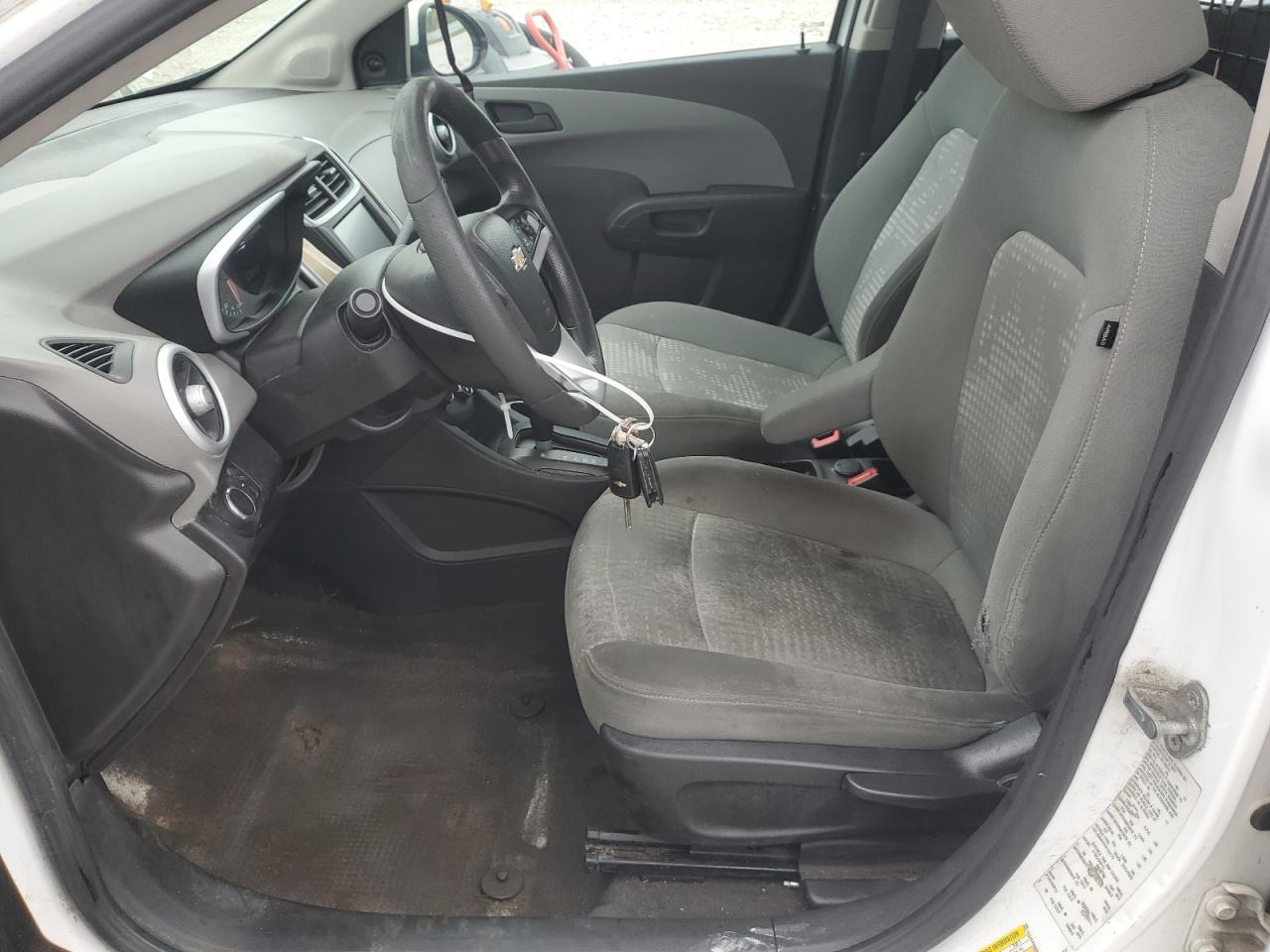 2017 Chevrolet Sonic VIN: 1G1JG6SH0H4153173 Lot: 81575775