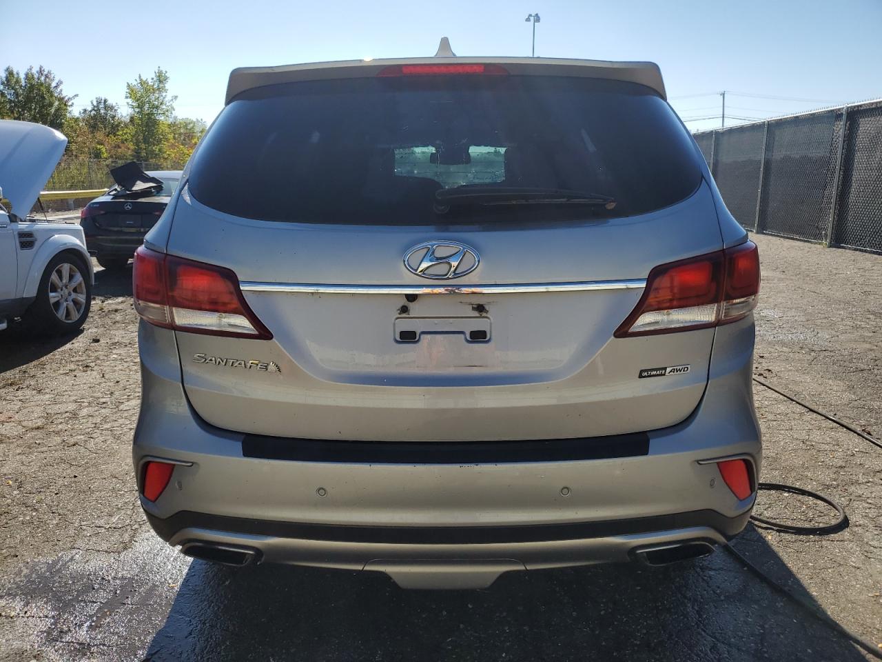 2017 Hyundai Santa Fe Se Ultimate VIN: KM8SRDHF1HU221024 Lot: 81788955