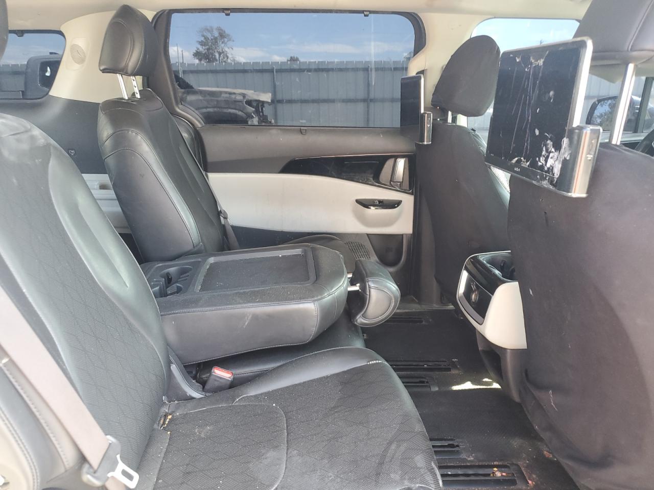 2022 Kia Carnival Ex VIN: KNDNC5H30N6085354 Lot: 81716775