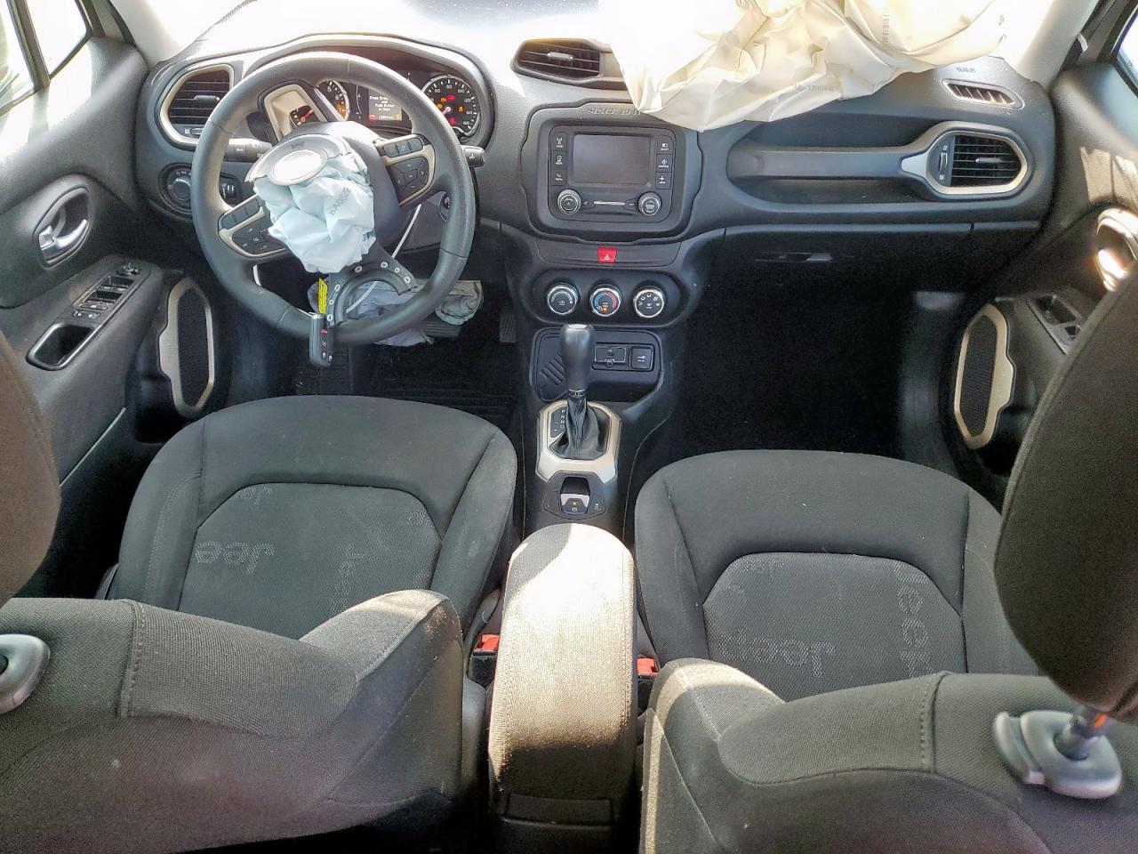 2016 Jeep Renegade Sport VIN: ZACCJAAT9GPD73521 Lot: 81100555