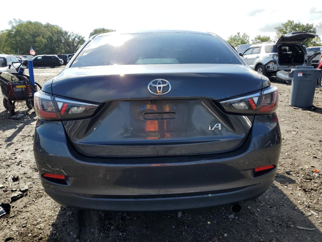 2018 Toyota Yaris Ia VIN: 3MYDLBYVXJY307267 Lot: 80377875