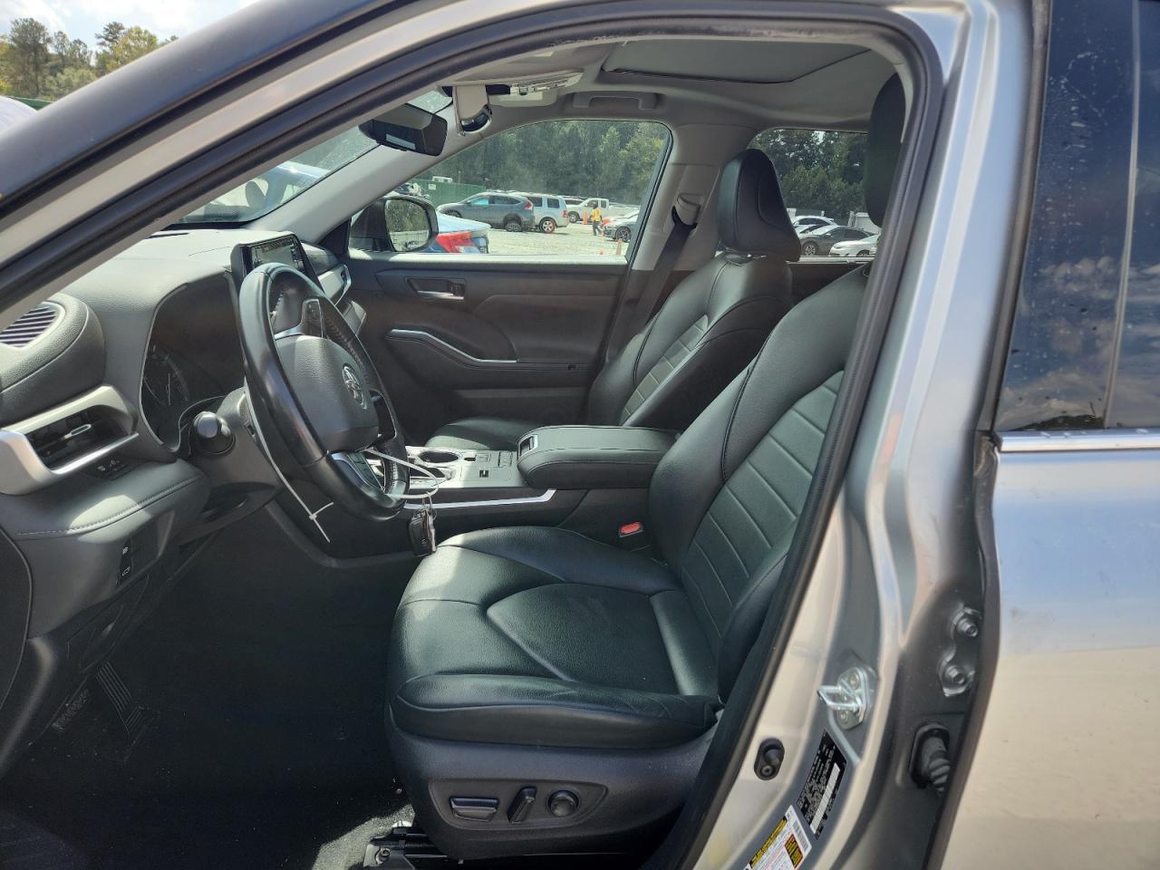 2021 Toyota Highlander Xle VIN: 5TDGZRAH0MS035914 Lot: 82141555