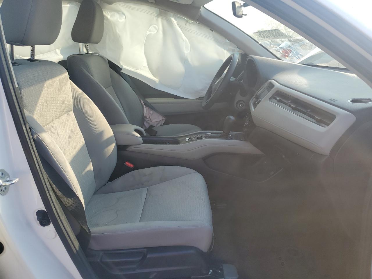 2022 Honda Hr-V Lx VIN: 3CZRU6H32NM748499 Lot: 80307235