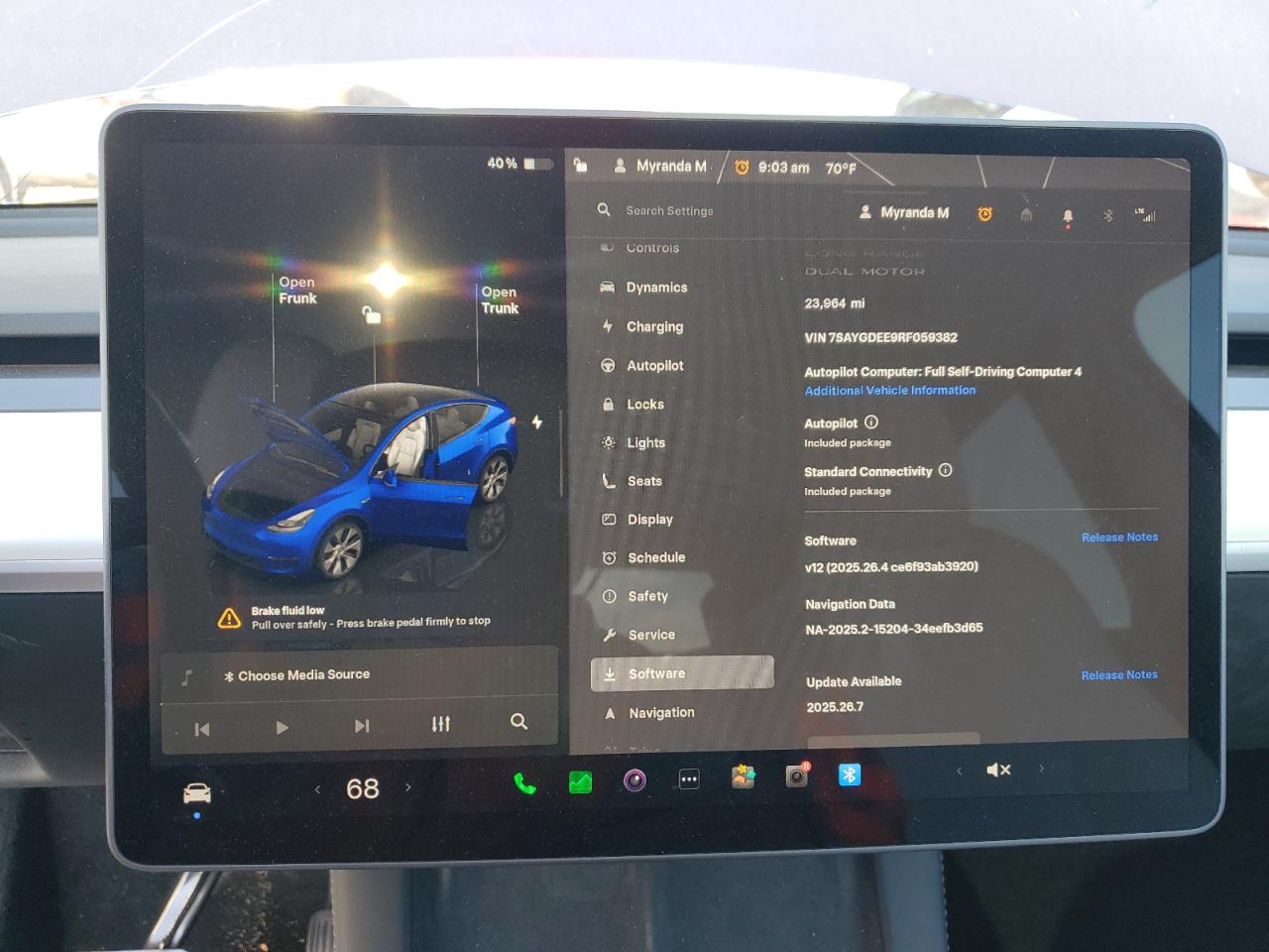 2024 Tesla Model Y VIN: 7SAYGDEE9RF059382 Lot: 71058445