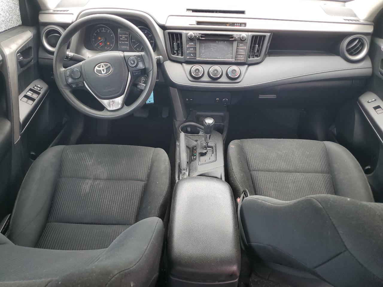 2018 Toyota Rav4 Le VIN: 2T3ZFREV5JW437729 Lot: 69721495