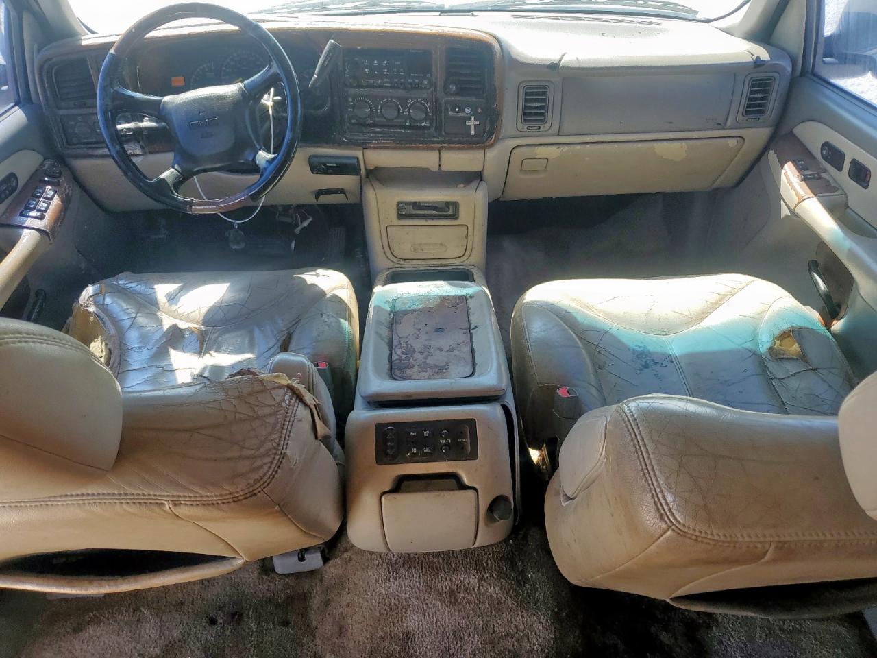 2001 GMC Yukon Xl C1500 VIN: 3GKEC16T81G148466 Lot: 81295105