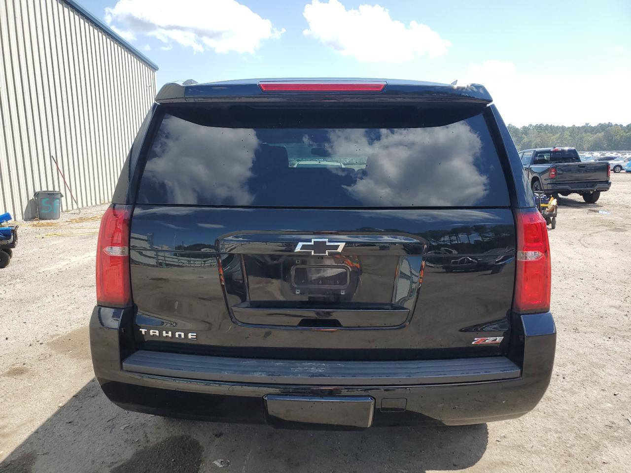 2017 Chevrolet Tahoe K1500 Lt VIN: 1GNSKBKC8HR241275 Lot: 84246085