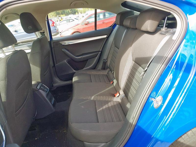 2018 SKODA OCTAVIA SE TECHNOLOGY TSI 
