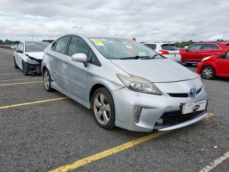 2012 TOYOTA PRIUS T SPIRIT