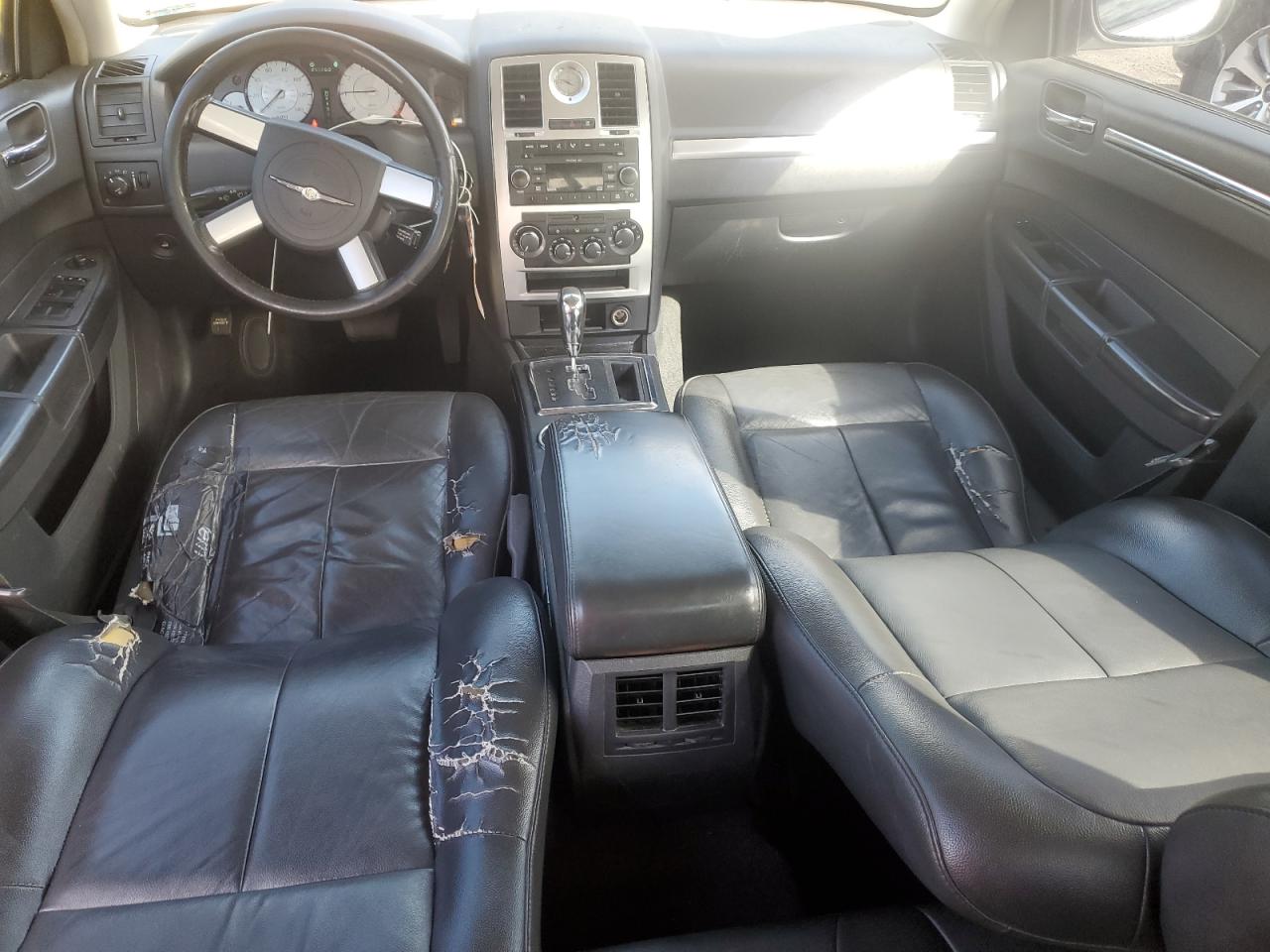 2009 Chrysler 300 Touring VIN: 2C3KA53V29H528551 Lot: 82044205