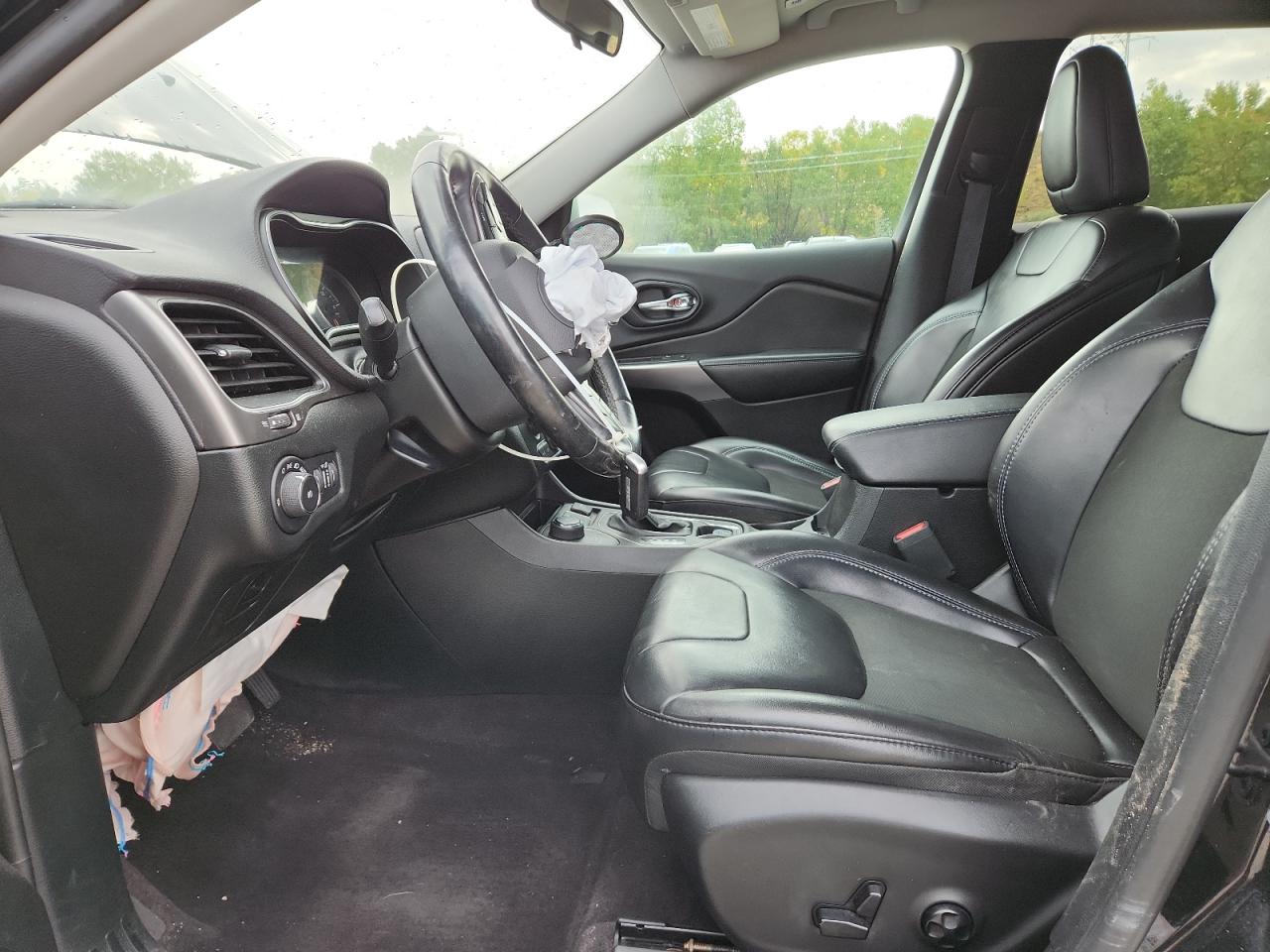 2019 Jeep Cherokee Latitude Plus VIN: 1C4PJMLX9KD112321 Lot: 80733145