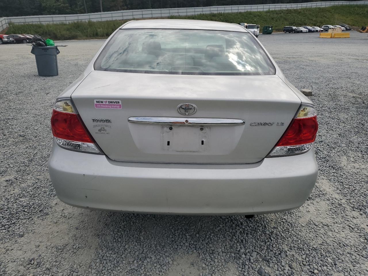 2005 Toyota Camry Le VIN: 4T1BE30K05U425016 Lot: 86147555