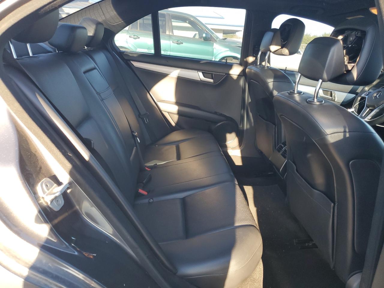 2013 Mercedes-Benz C 250 VIN: WDDGF4HB0DR271030 Lot: 83966395