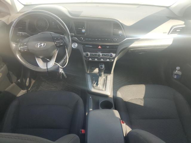  HYUNDAI ELANTRA 2019 Белы