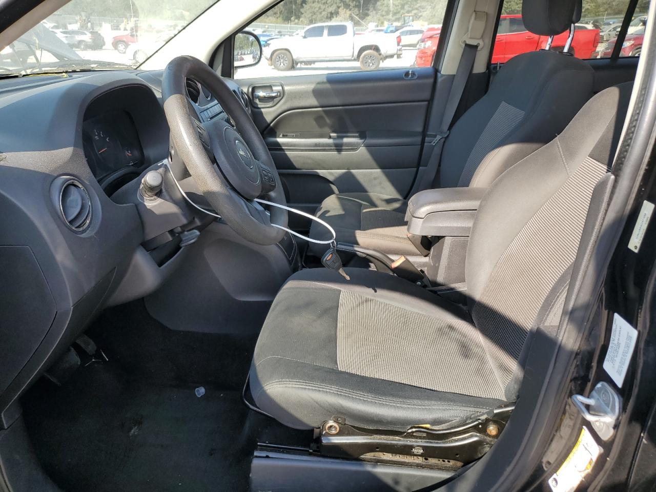 2012 Jeep Compass Sport VIN: 1C4NJCBB5CD677089 Lot: 81053445