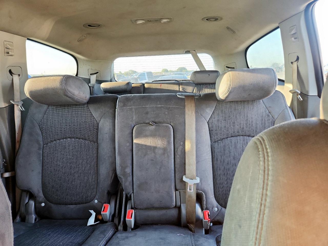 2014 Chevrolet Traverse Ls VIN: 1GNKRFED5EJ352240 Lot: 70347875