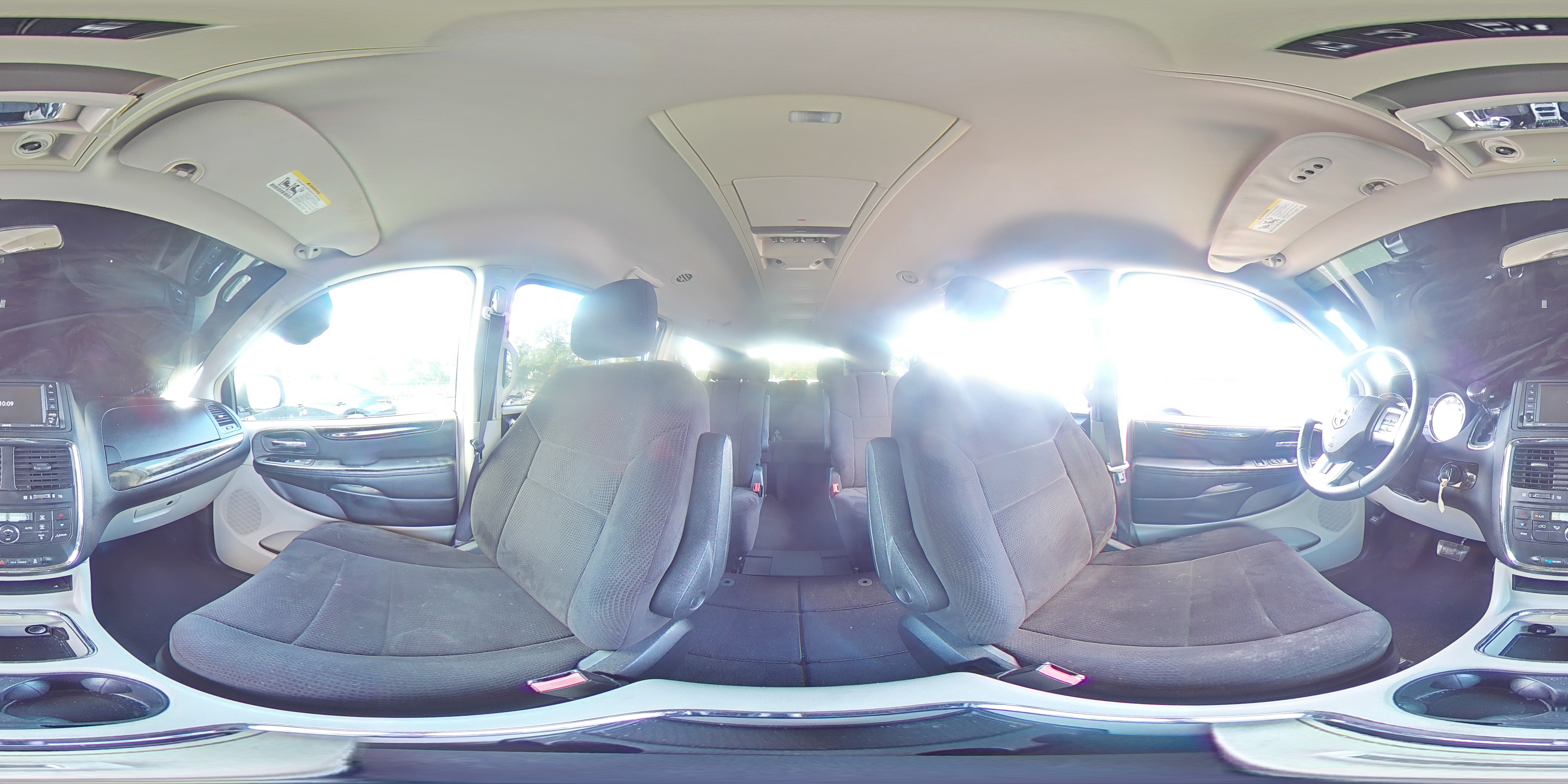 2013 Dodge Grand Caravan Crew VIN: 2C4RDGDG4DR593000 Lot: 81069645