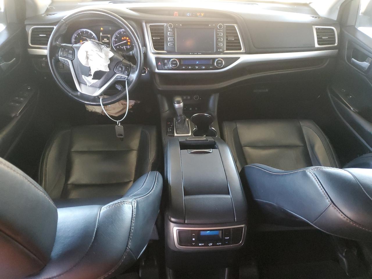 2018 Toyota Highlander Se VIN: 5TDJZRFH1JS827242 Lot: 80893815