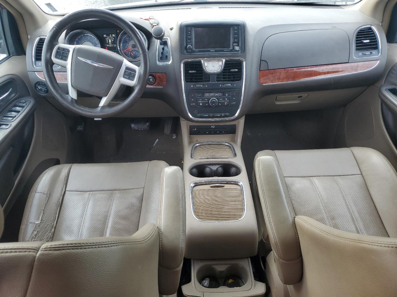 2015 Chrysler Town & Country Touring L VIN: 2C4RC1CG9FR611043 Lot: 71925485