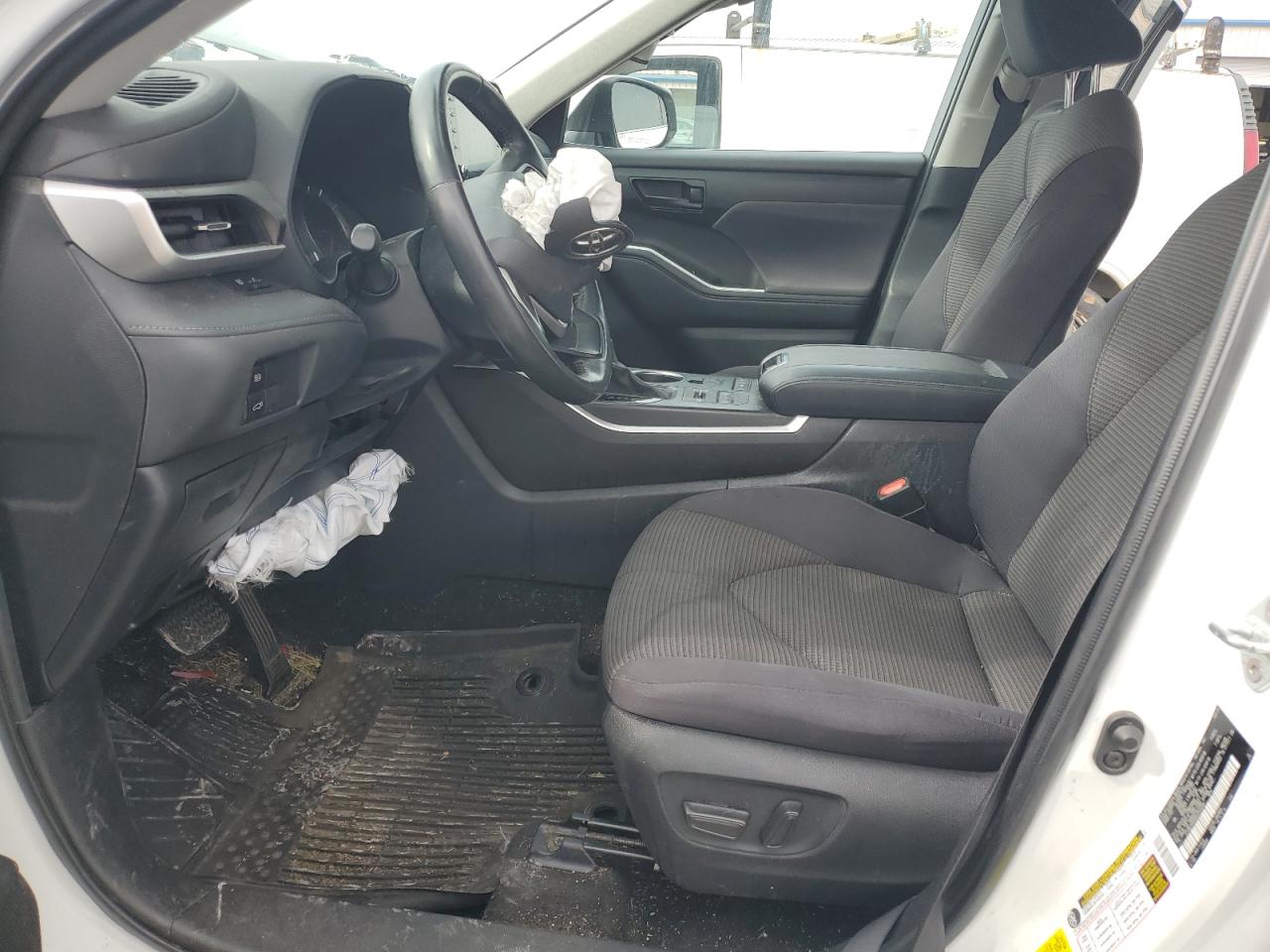 2022 Toyota Highlander L VIN: 5TDBZRBHXNS592498 Lot: 80610755