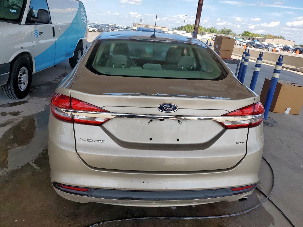 2018 Ford Fusion Se VIN: 3FA6P0H77JR238054 Lot: 82061785