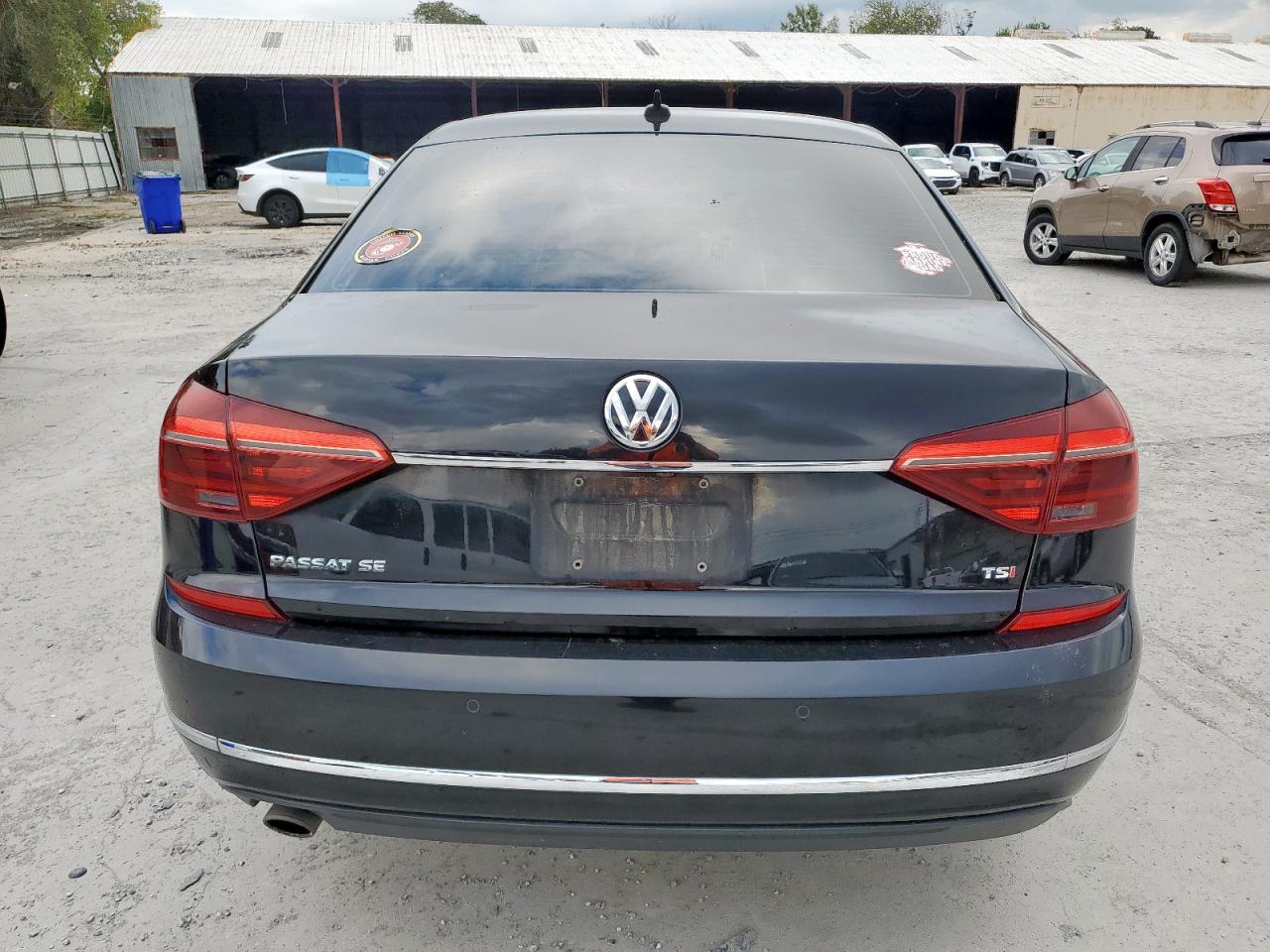 2018 Volkswagen Passat Se VIN: 1VWBA7A36JC052172 Lot: 80682325