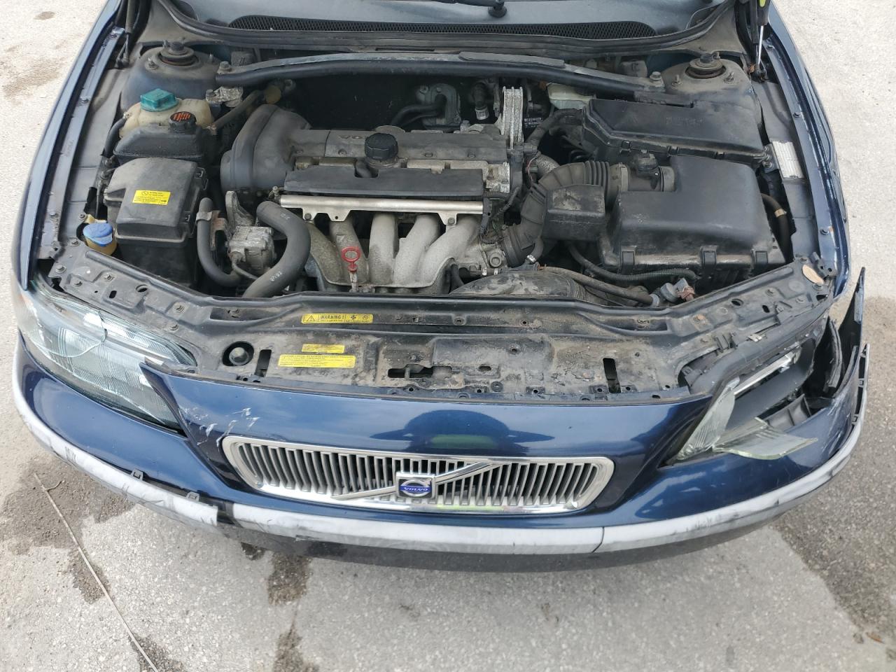 2004 Volvo V70 VIN: YV1SW61T842385377 Lot: 71711165