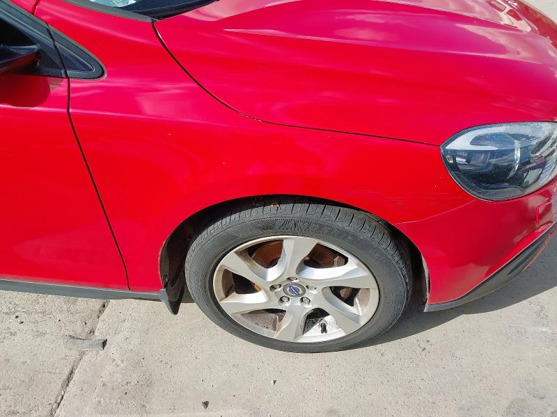 2013 VOLVO V40 CROSS COUNTRY LUX D2 