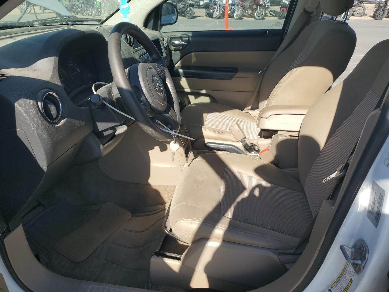 2017 Jeep Compass Sport VIN: 1C4NJCBA4HD148005 Lot: 81764155