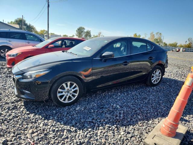  MAZDA 3 2017 Серый
