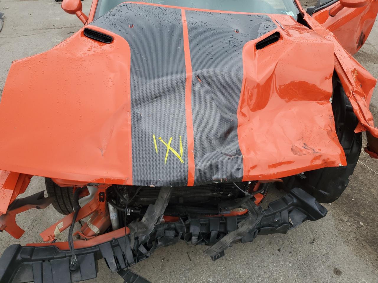 2010 Dodge Challenger Srt-8 VIN: 2B3CJ7DW1AH261833 Lot: 81737945