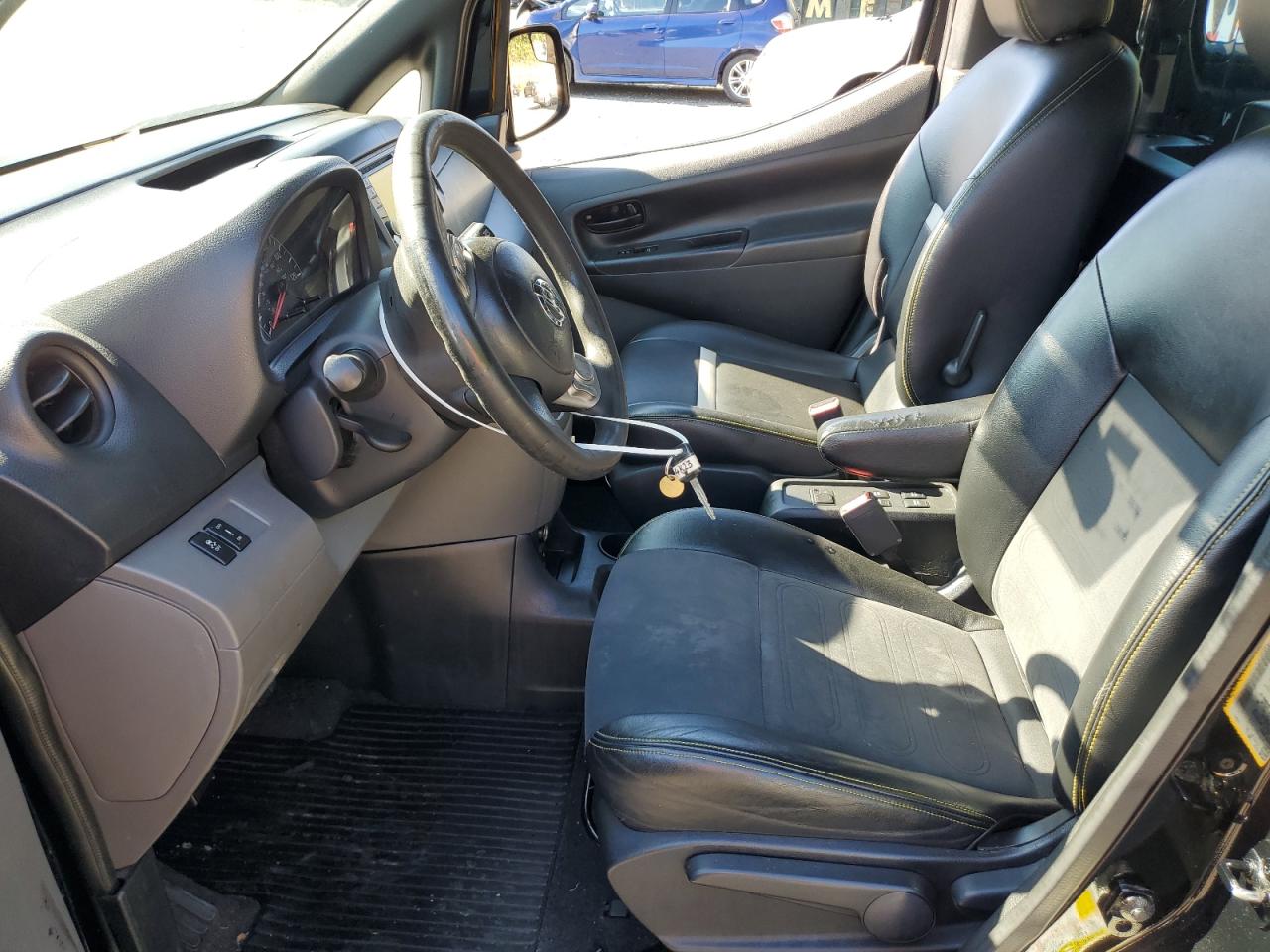 2015 Nissan Nv200 Taxi VIN: 3N8CM0JT4FK716545 Lot: 71092035