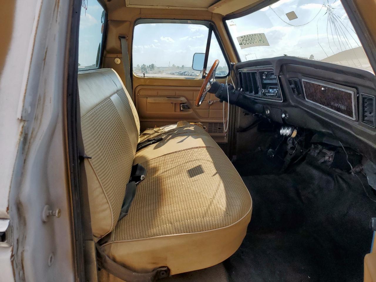 1979 Ford F150 VIN: F15HKDJ7557 Lot: 84798895