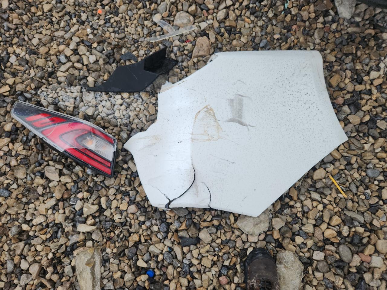 2015 Kia Optima Hybrid VIN: KNAGN4AD2F5081410 Lot: 80895315