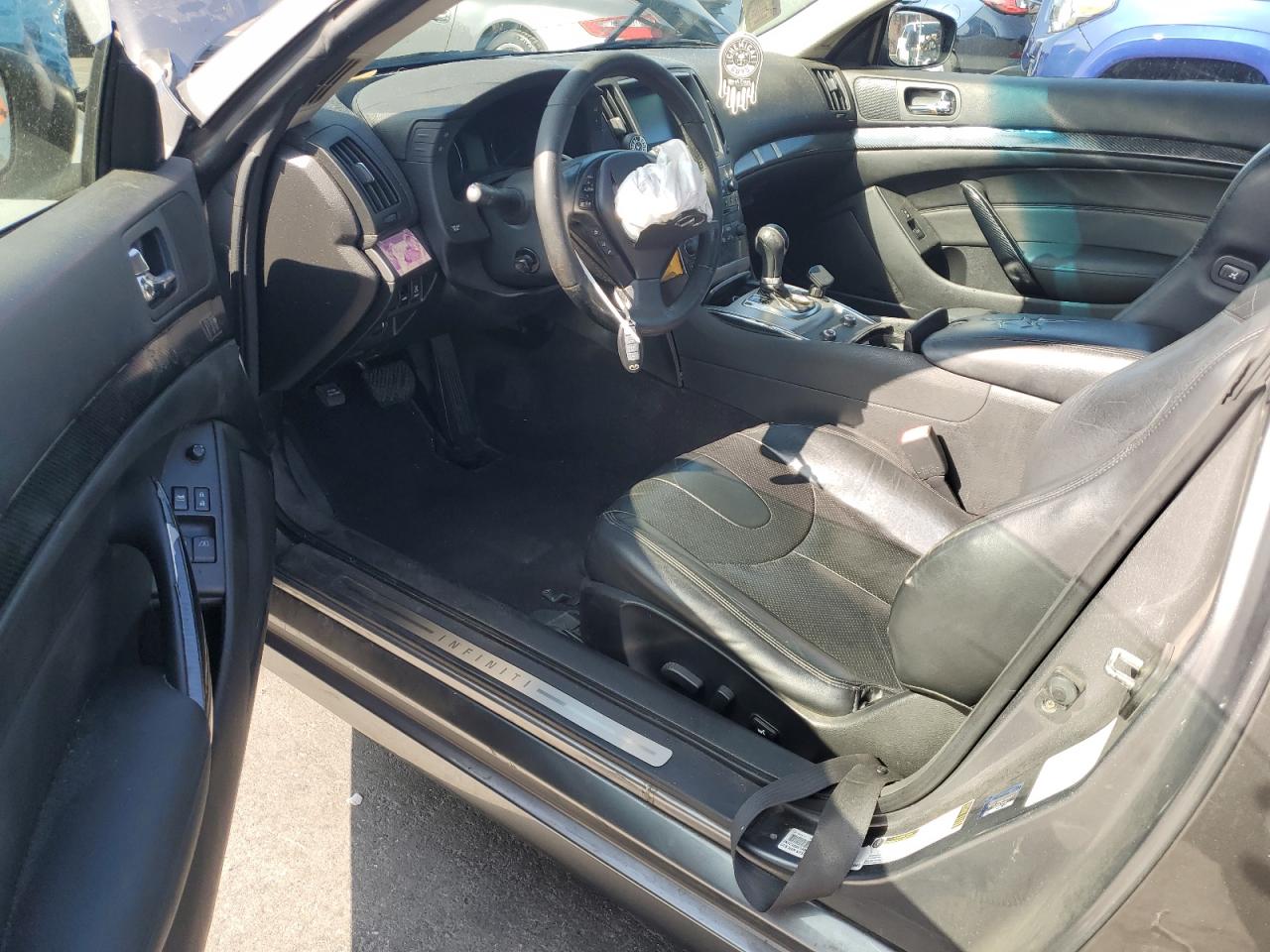 2010 Infiniti G37 Base VIN: JN1CV6EK1AM102335 Lot: 71811685