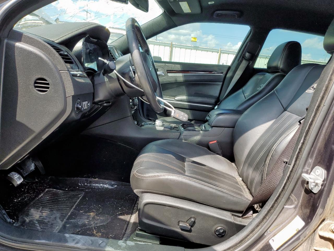 2019 Chrysler 300 S VIN: 2C3CCAGG4KH651535 Lot: 84055025