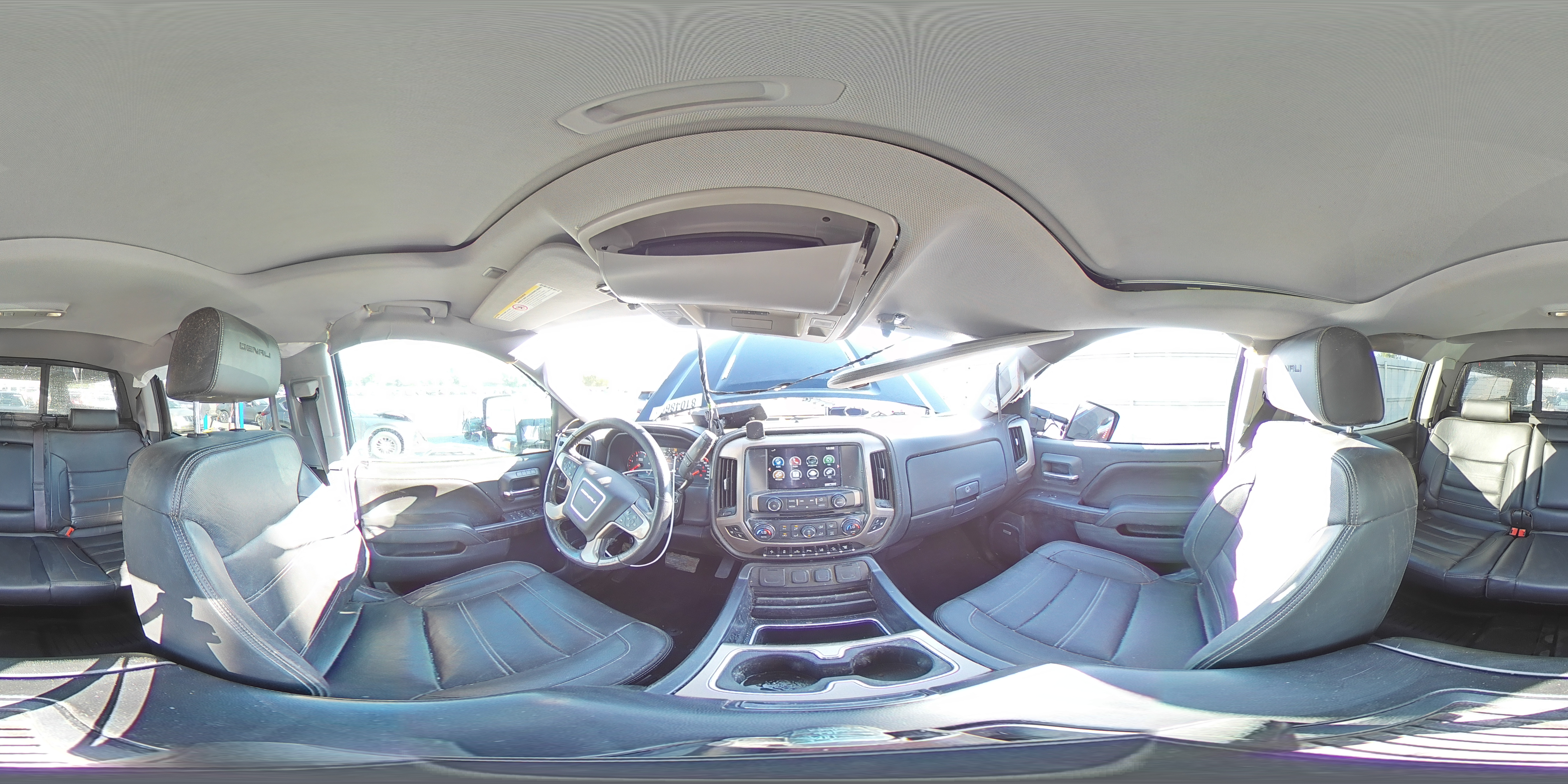 2016 GMC Sierra K2500 Denali VIN: 1GT12UE86GF246031 Lot: 81048665