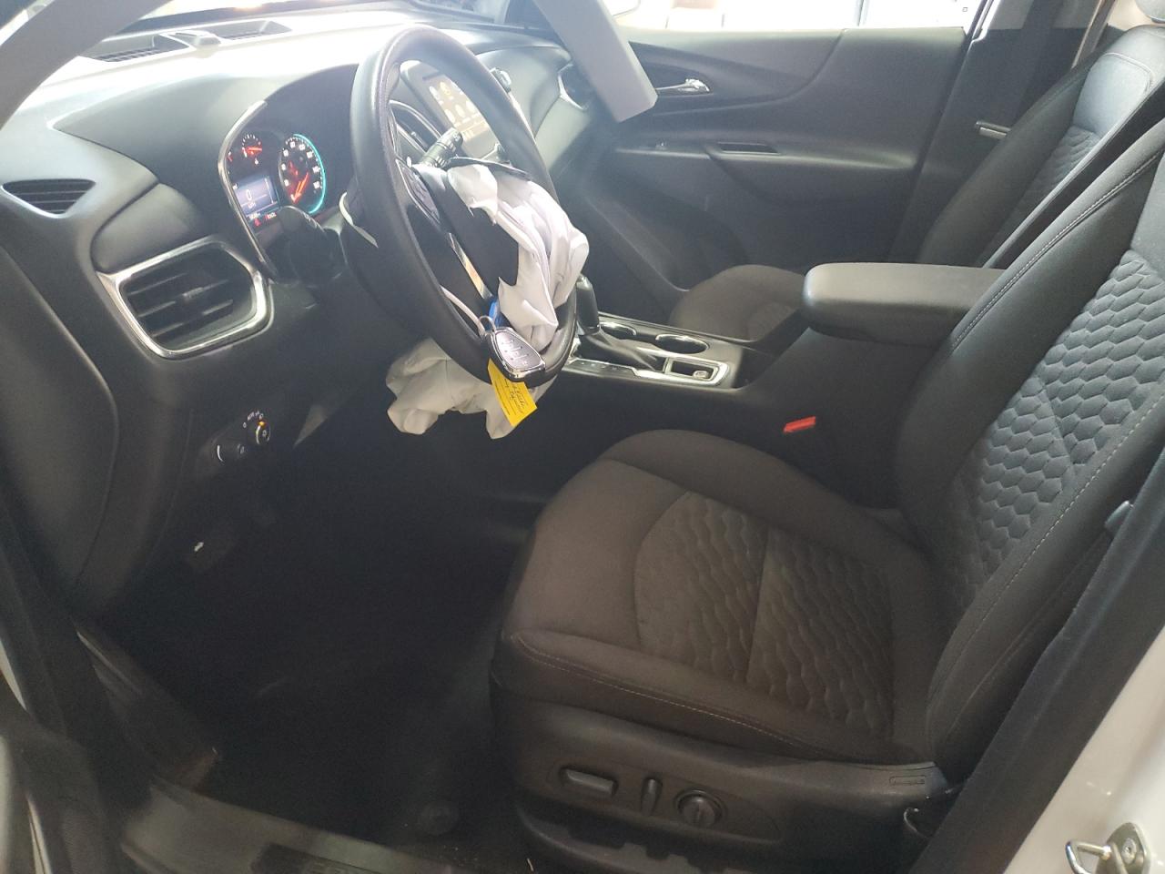 2019 Chevrolet Equinox Lt VIN: 2GNAXUEV8K6135434 Lot: 72050735