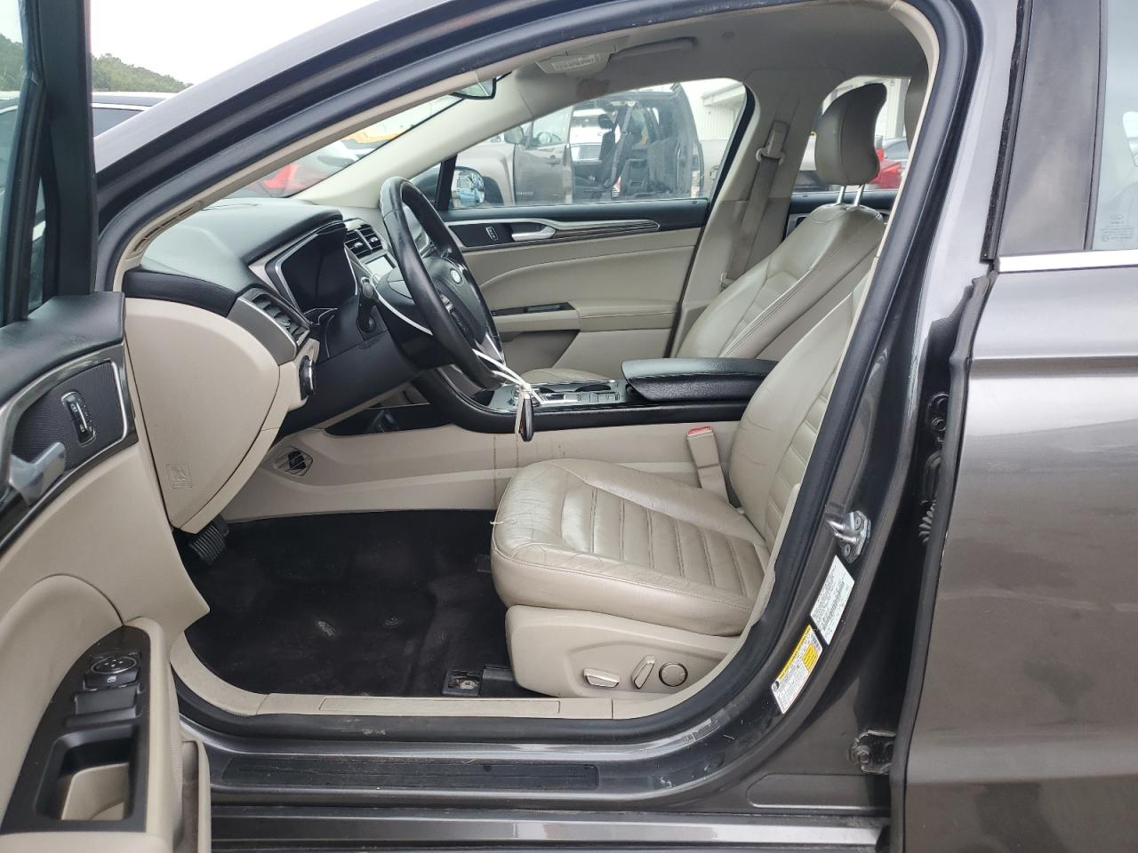 2017 Ford Fusion Se Hybrid VIN: 3FA6P0LU8HR120814 Lot: 71486925