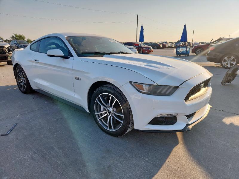 FORD MUSTANG 2016 Biały