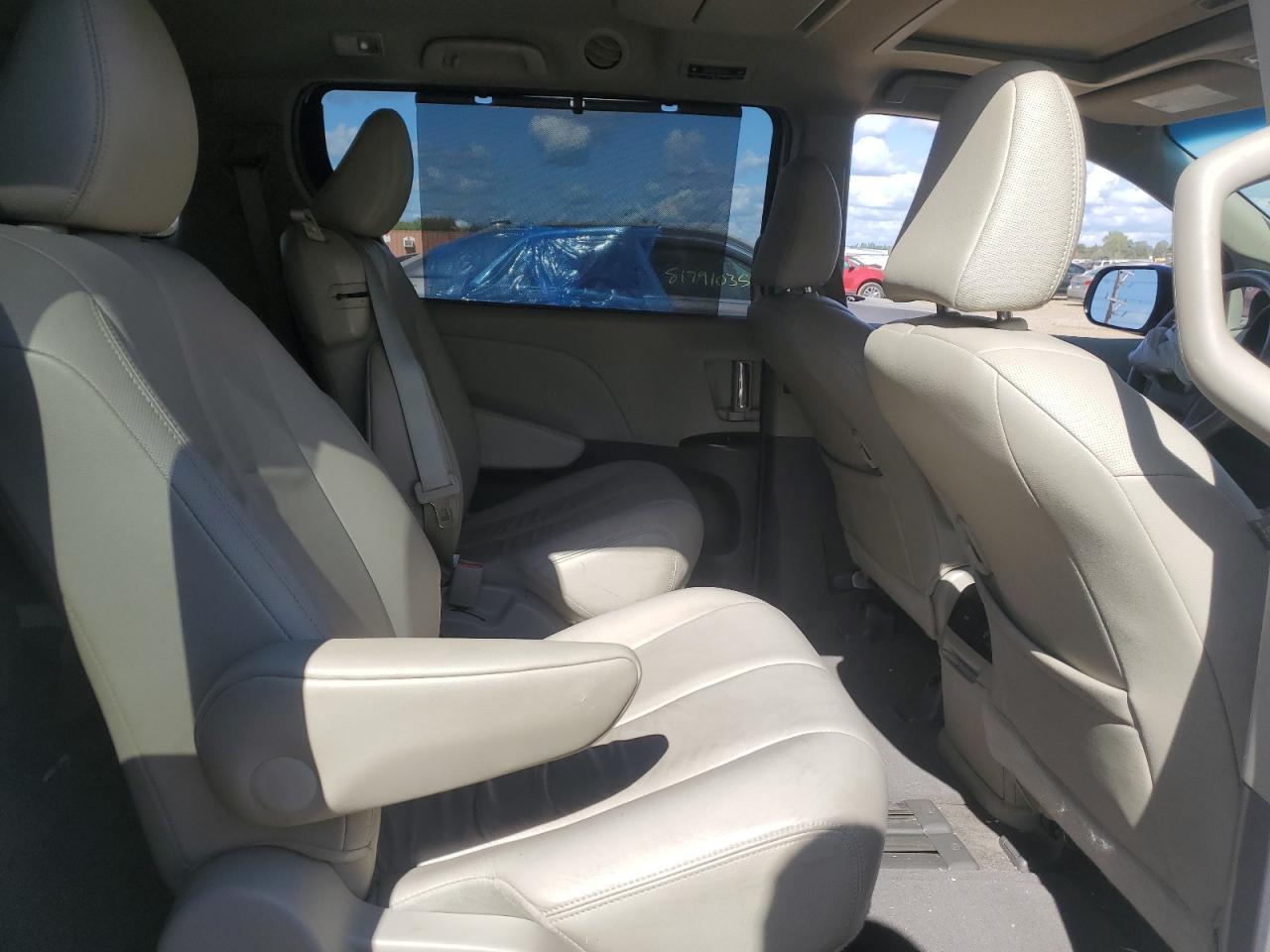 2014 Toyota Sienna Xle VIN: 5TDYK3DC4ES475156 Lot: 81818585