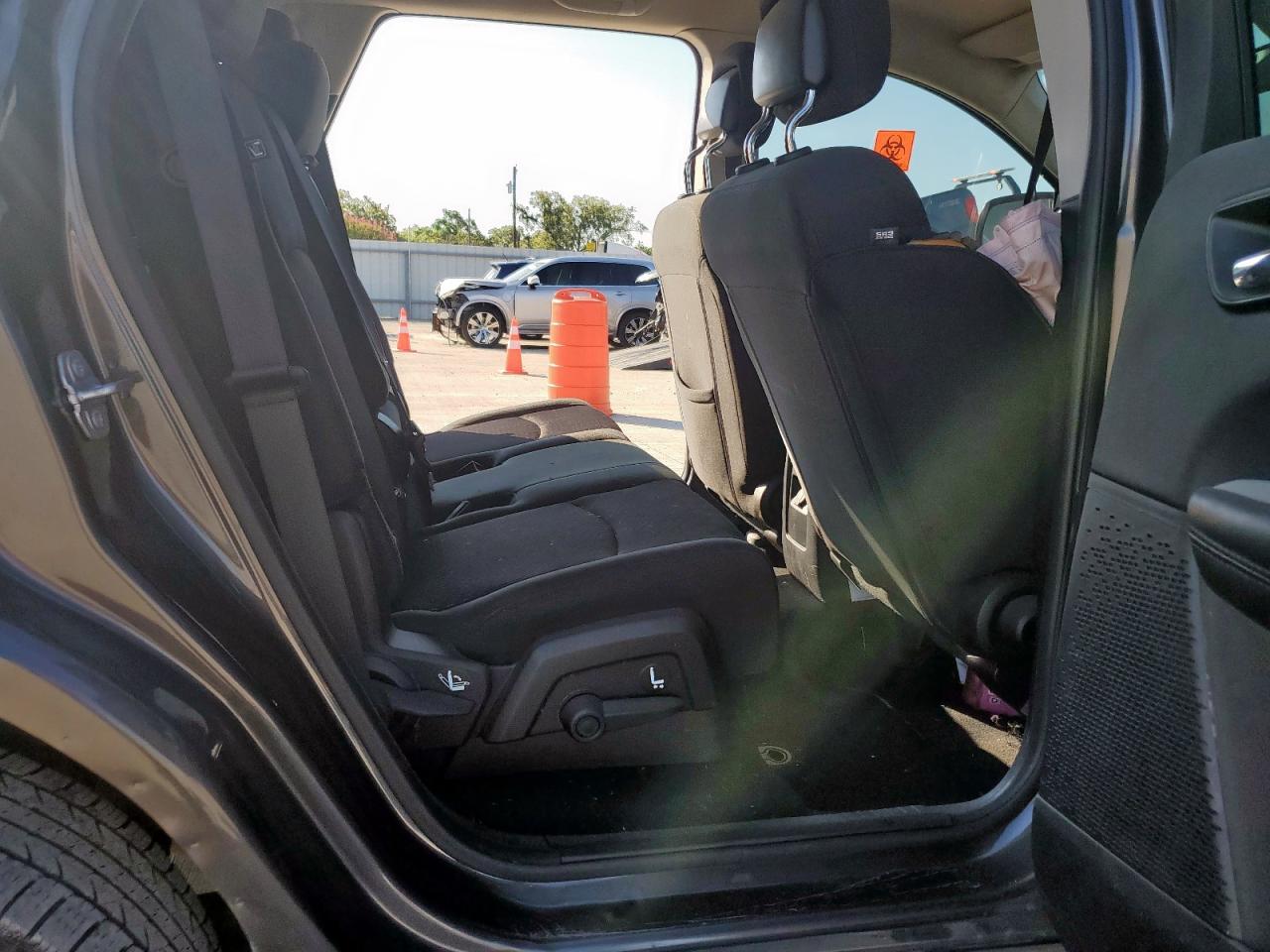 2019 Dodge Journey Se VIN: 3C4PDCBB8KT835370 Lot: 84171235