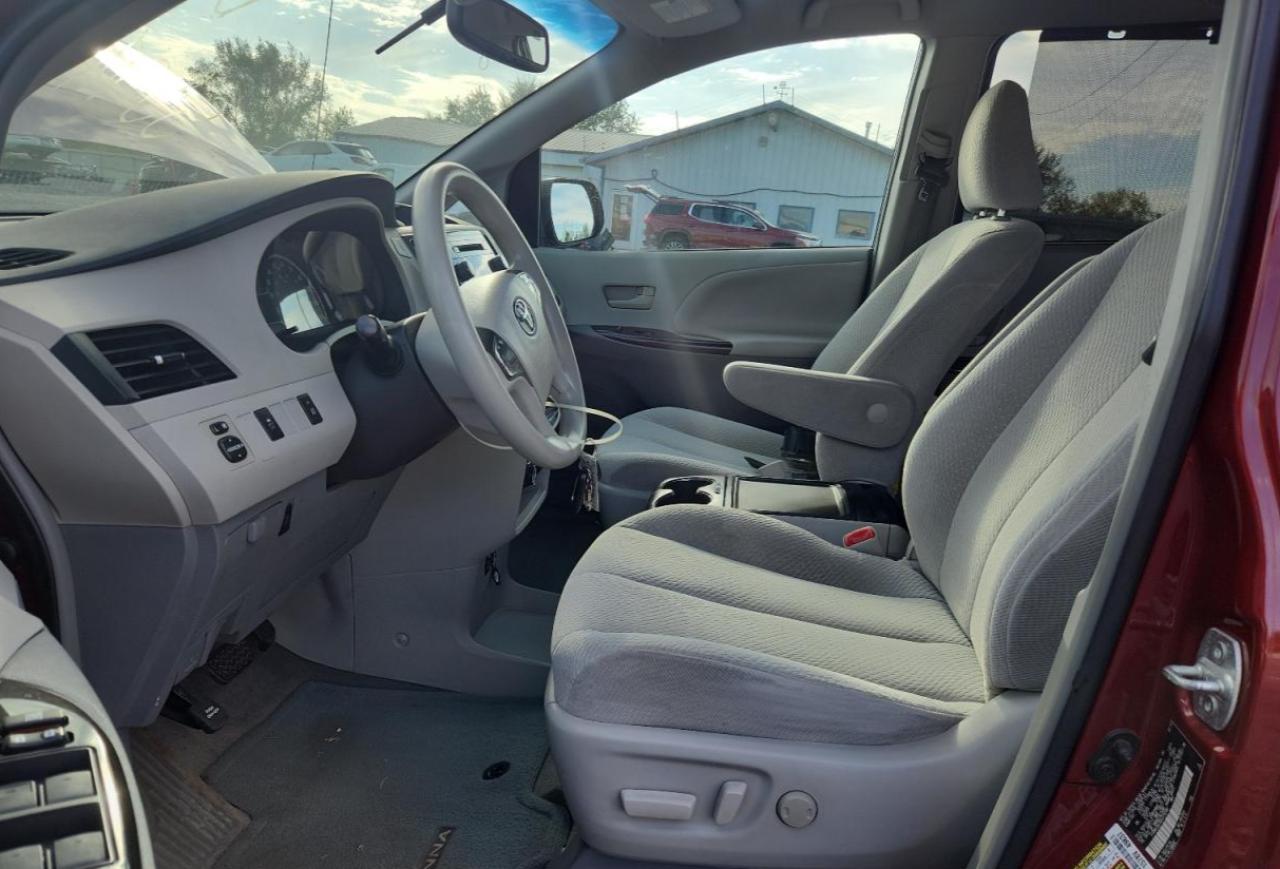 2013 Toyota Sienna Le VIN: 5TDKK3DC0DS379299 Lot: 81824495