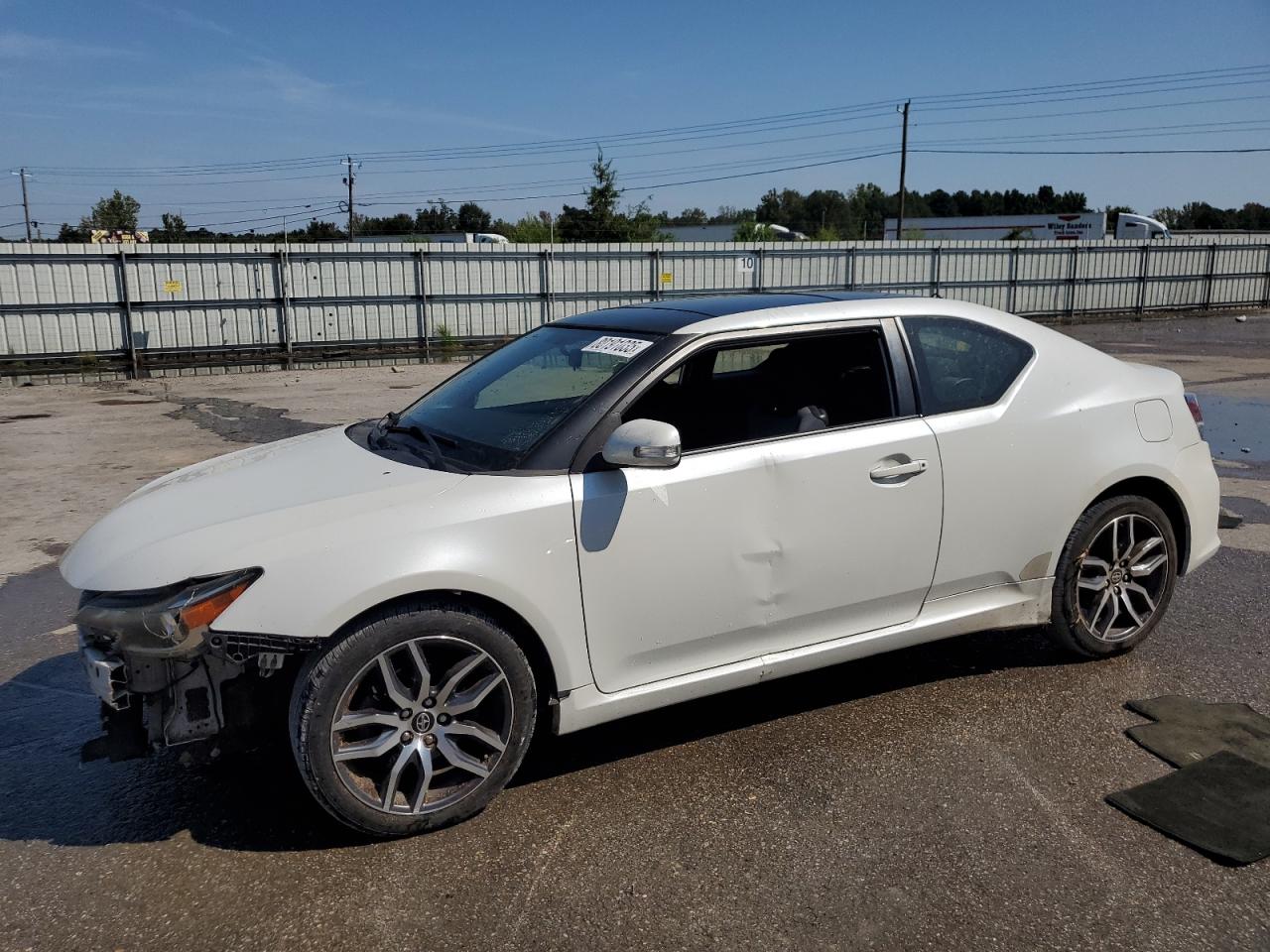 TOYOTA SCION 2015. Lot# 80191035. VIN JTKJF5C70FJ009883. Photo 1