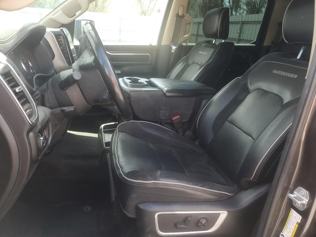 2019 Ram 1500 Laramie VIN: 1C6RREJT3KN891093 Lot: 81640585